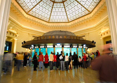 Entrance to Chicago Shedd Aquarium Parking