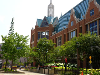 Entrance to Frontier Airlines Center Parking